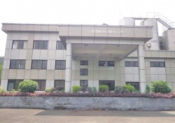 चितवन मिल्क  तङ्ग्रिँदै : दैनिक एक लाख लिटर दूध प्रशोधन